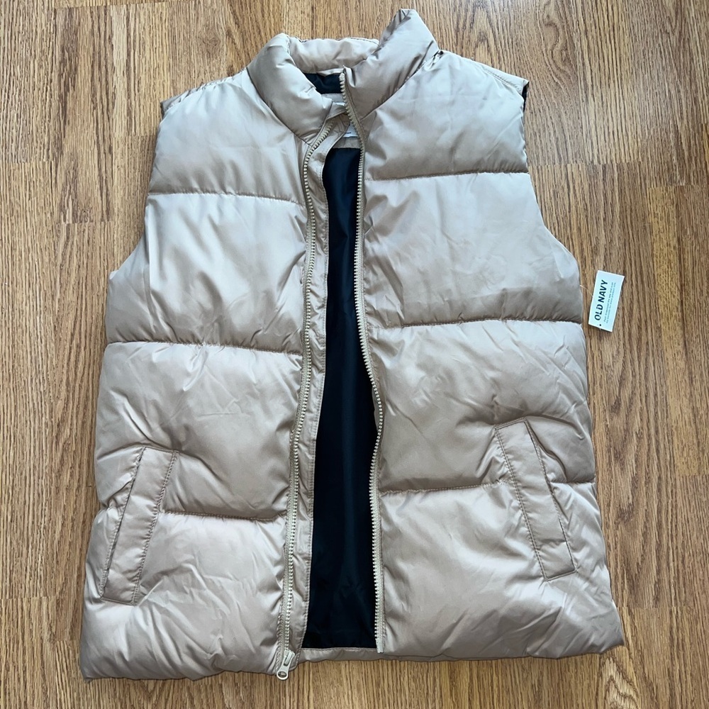 Old Navy Puffer Vest